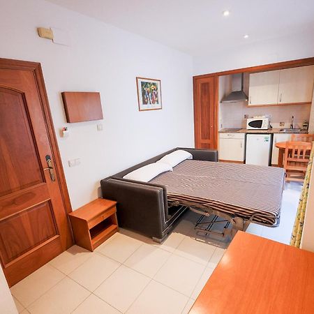 Apartamentos Royal Lloret de Mar Exteriör bild