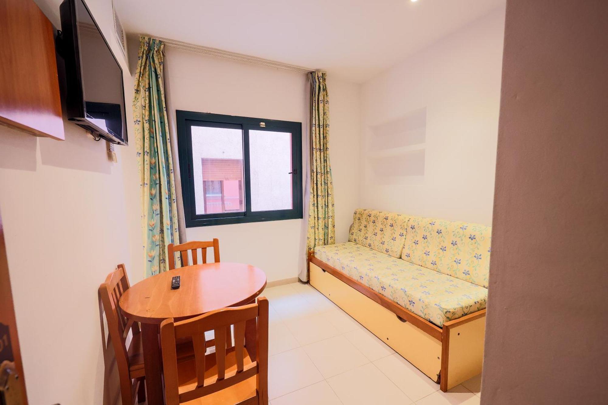 Apartamentos Royal Lloret de Mar Exteriör bild