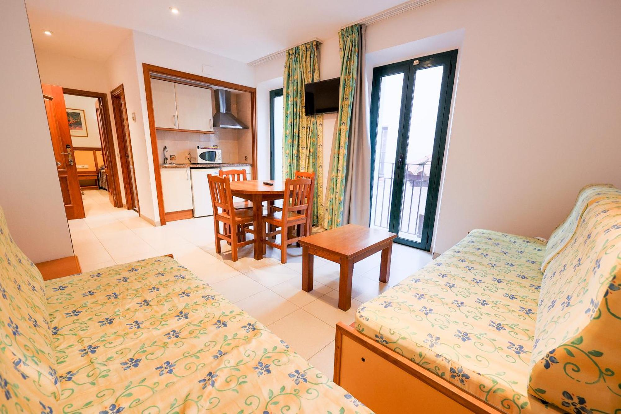 Apartamentos Royal Lloret de Mar Exteriör bild