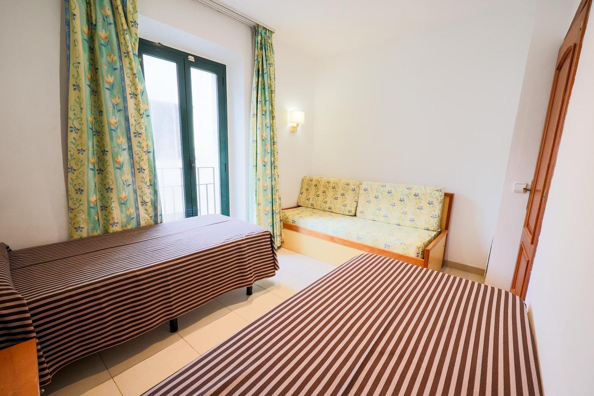 Apartamentos Royal Lloret de Mar Exteriör bild