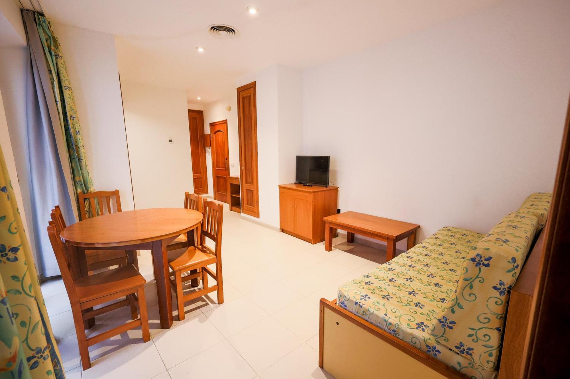 Apartamentos Royal Lloret de Mar Exteriör bild
