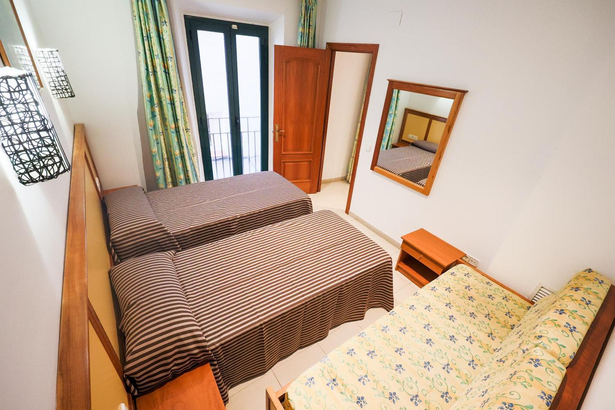 Apartamentos Royal Lloret de Mar Exteriör bild