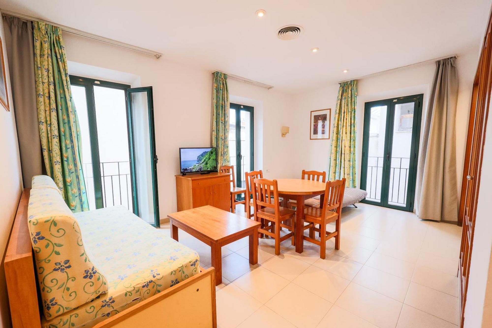 Apartamentos Royal Lloret de Mar Exteriör bild