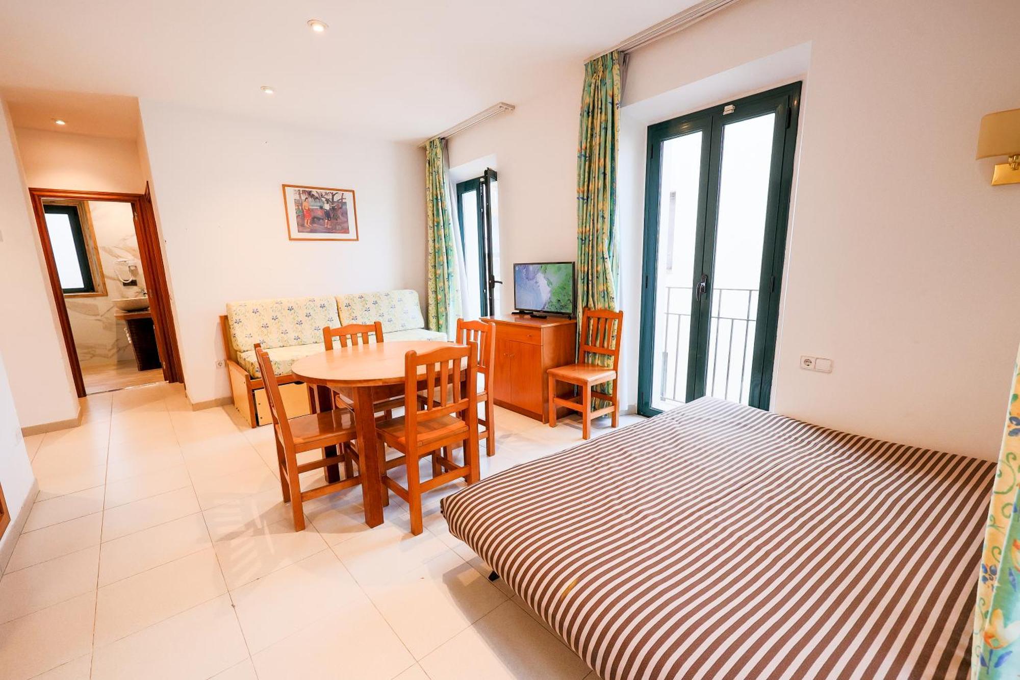 Apartamentos Royal Lloret de Mar Exteriör bild
