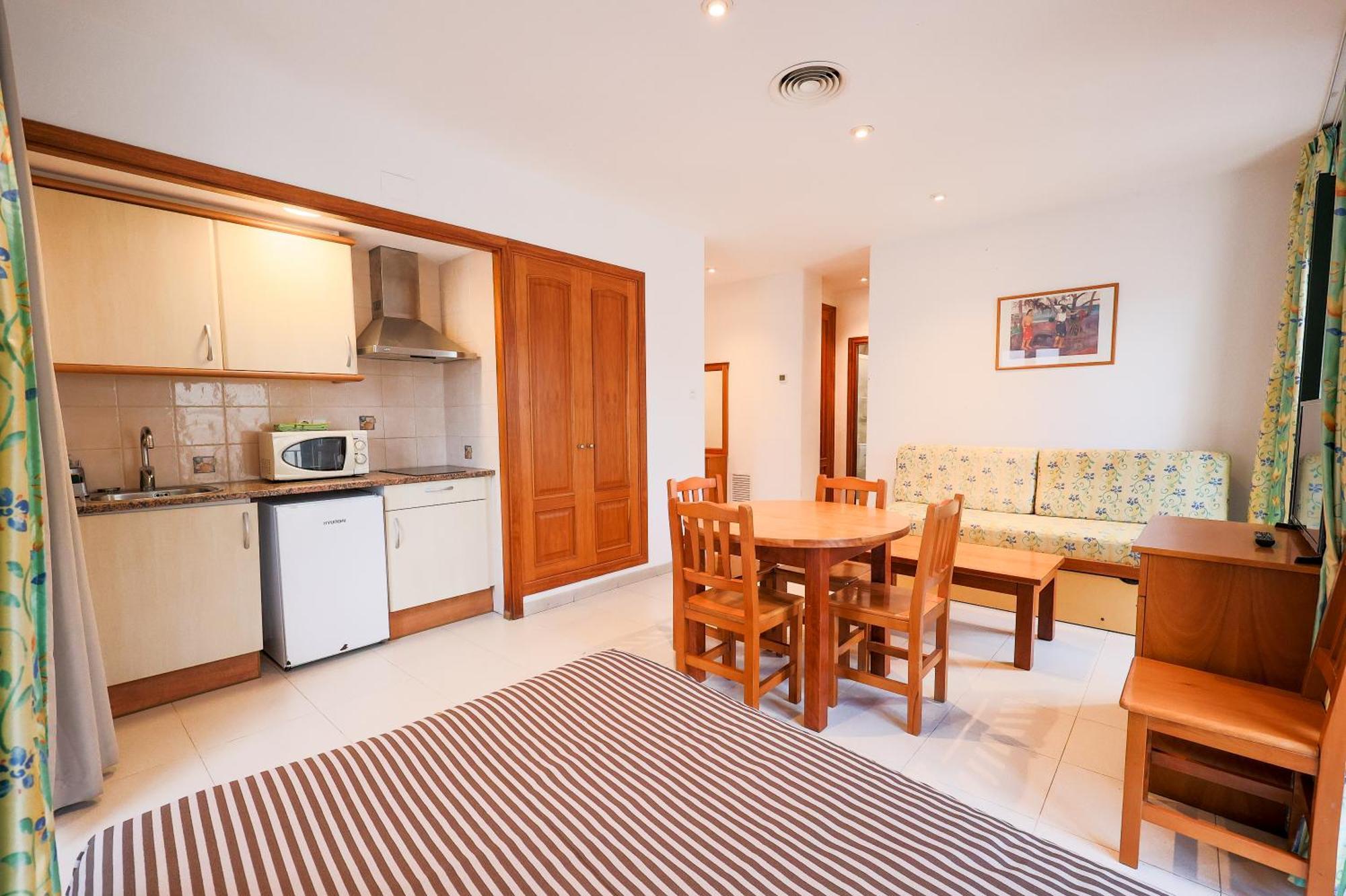 Apartamentos Royal Lloret de Mar Exteriör bild