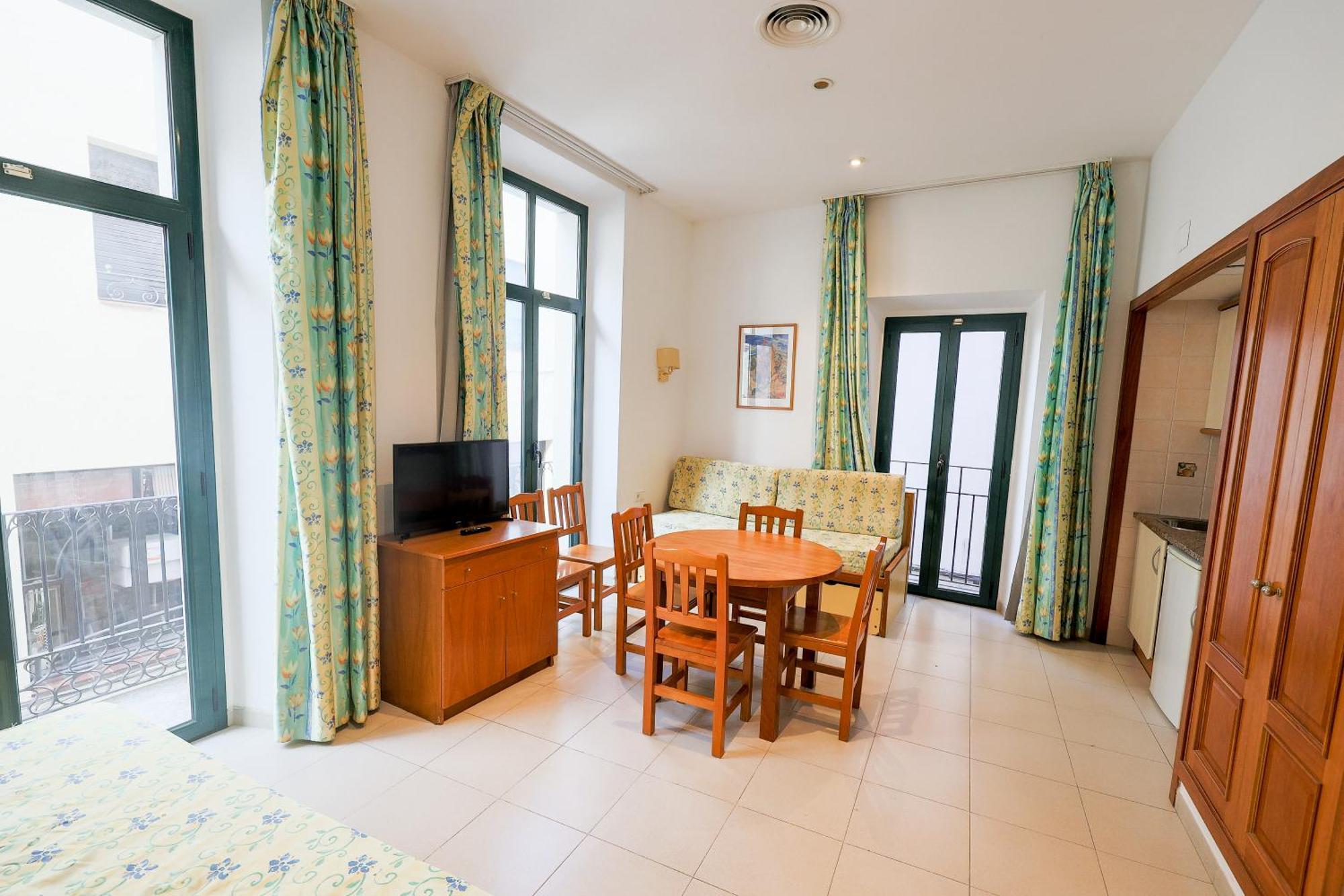Apartamentos Royal Lloret de Mar Exteriör bild