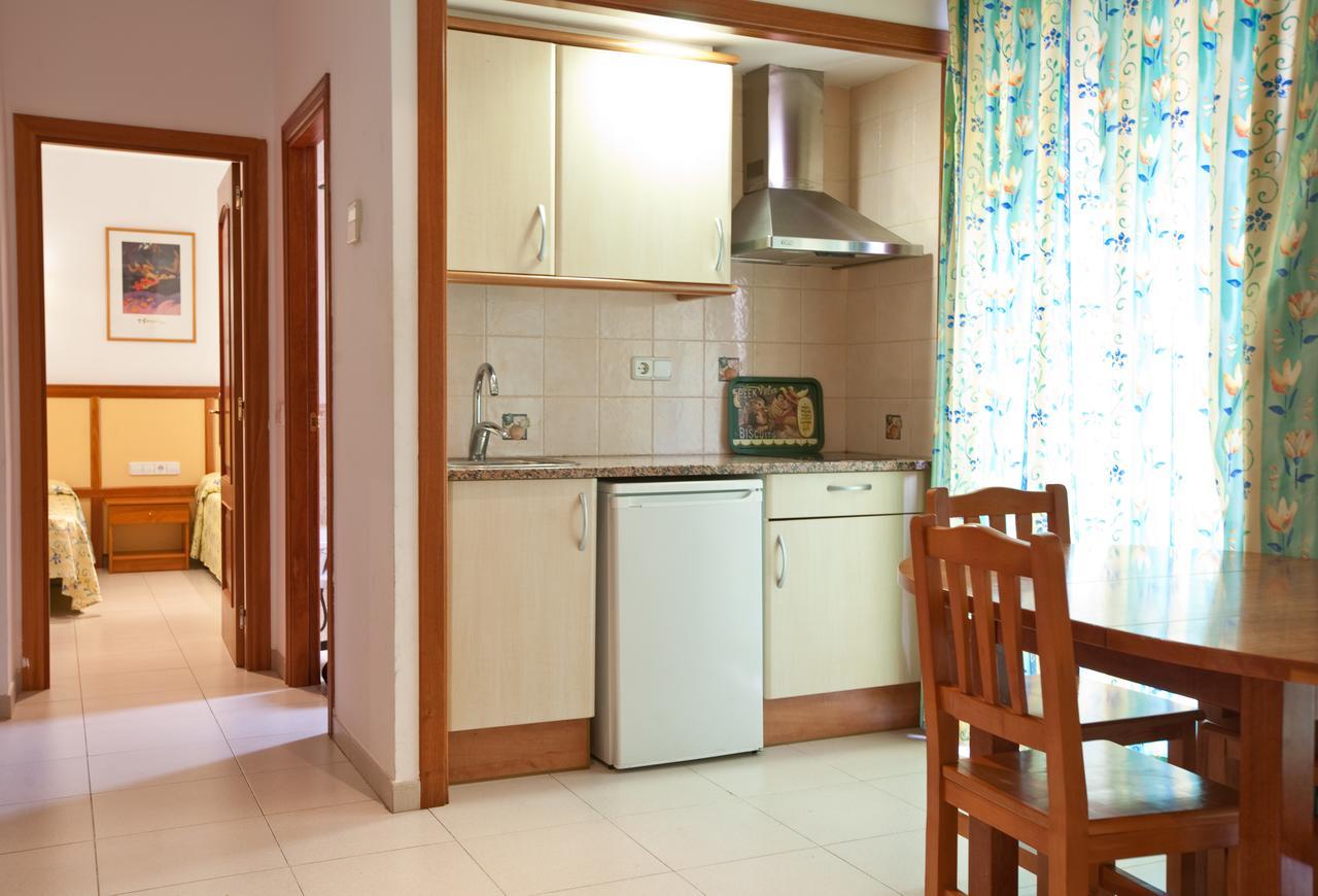 Apartamentos Royal Lloret de Mar Exteriör bild
